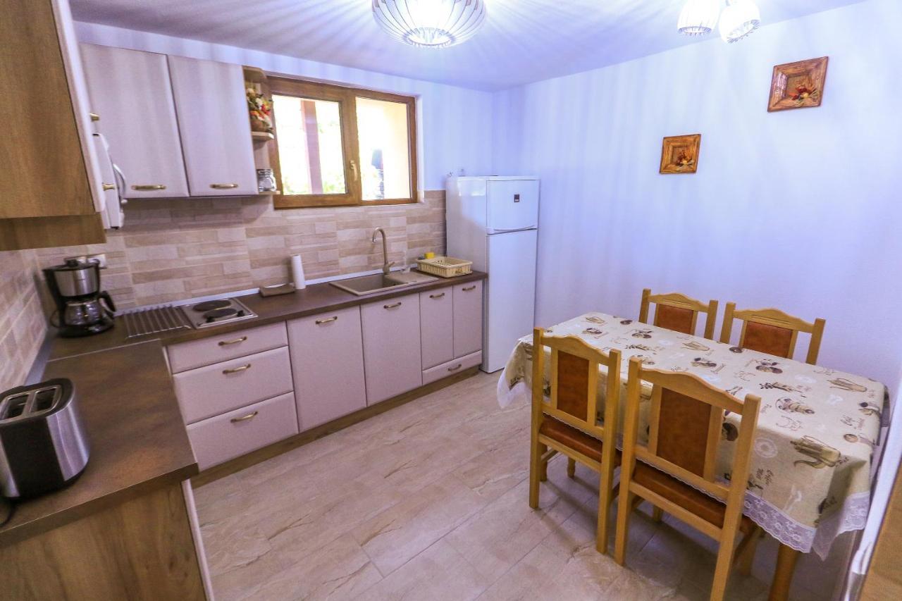 סיביו Nikas Apartment מראה חיצוני תמונה