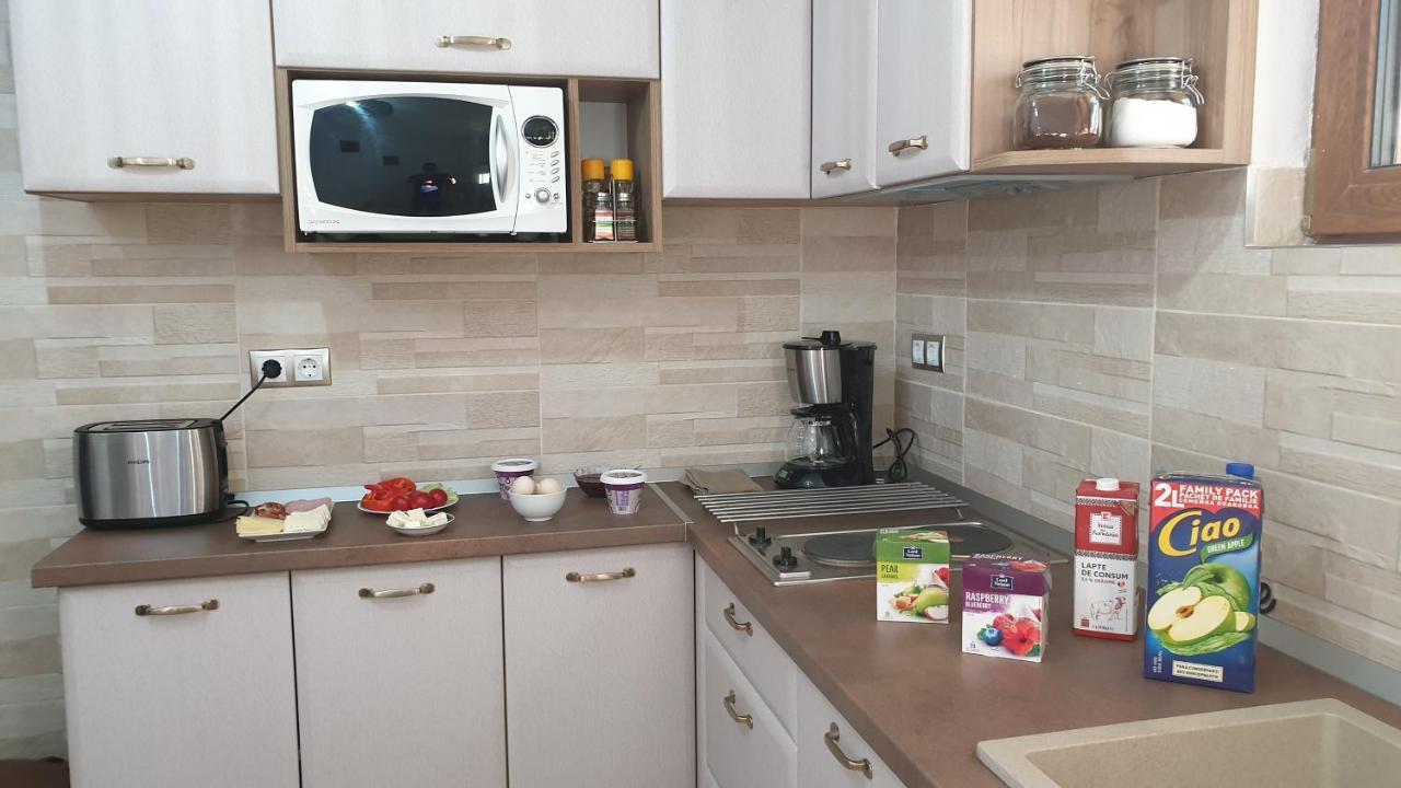 סיביו Nikas Apartment מראה חיצוני תמונה
